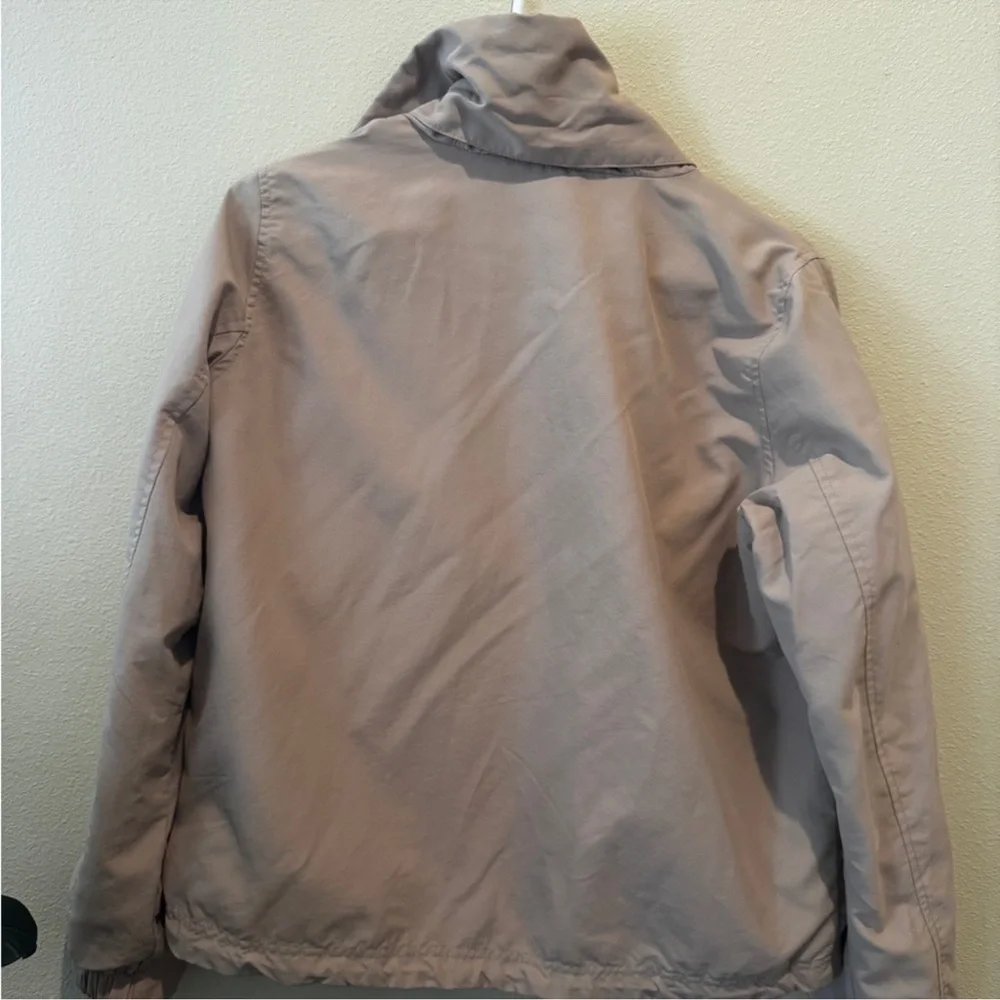 VUORI Lightweight Jacket Military In Dogwood Medium w/flaw - Picture 8 of 12